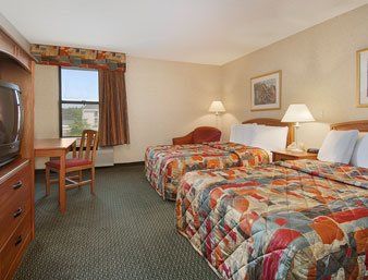 Hotel Days By Wyndham Raleigh-airport-research Triangle Park
