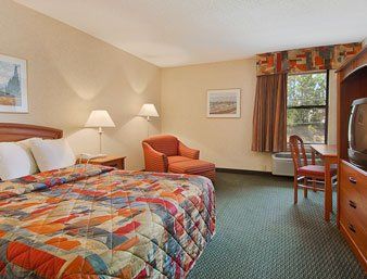 Hotel Days By Wyndham Raleigh-airport-research Triangle Park Morrisville