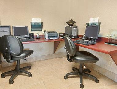 Days By Wyndham Raleigh-airport-research Triangle Park 2*