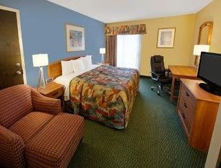 Days By Wyndham Raleigh-airport-research Triangle Park Hotel 2*